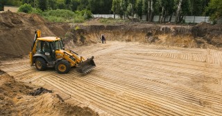 Разработка котлована Анжеро-Судженск, цена от 313 руб./м3.